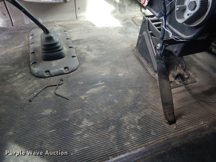 image for item FI9036 2009 Peterbilt 387  semi truck