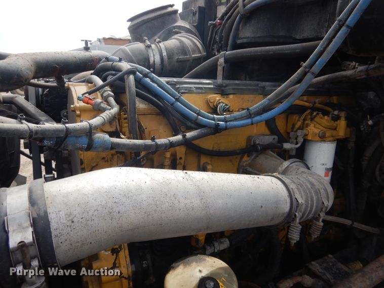 image for item FI9036 2009 Peterbilt 387  semi truck