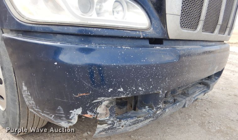 image for item FI9036 2009 Peterbilt 387  semi truck