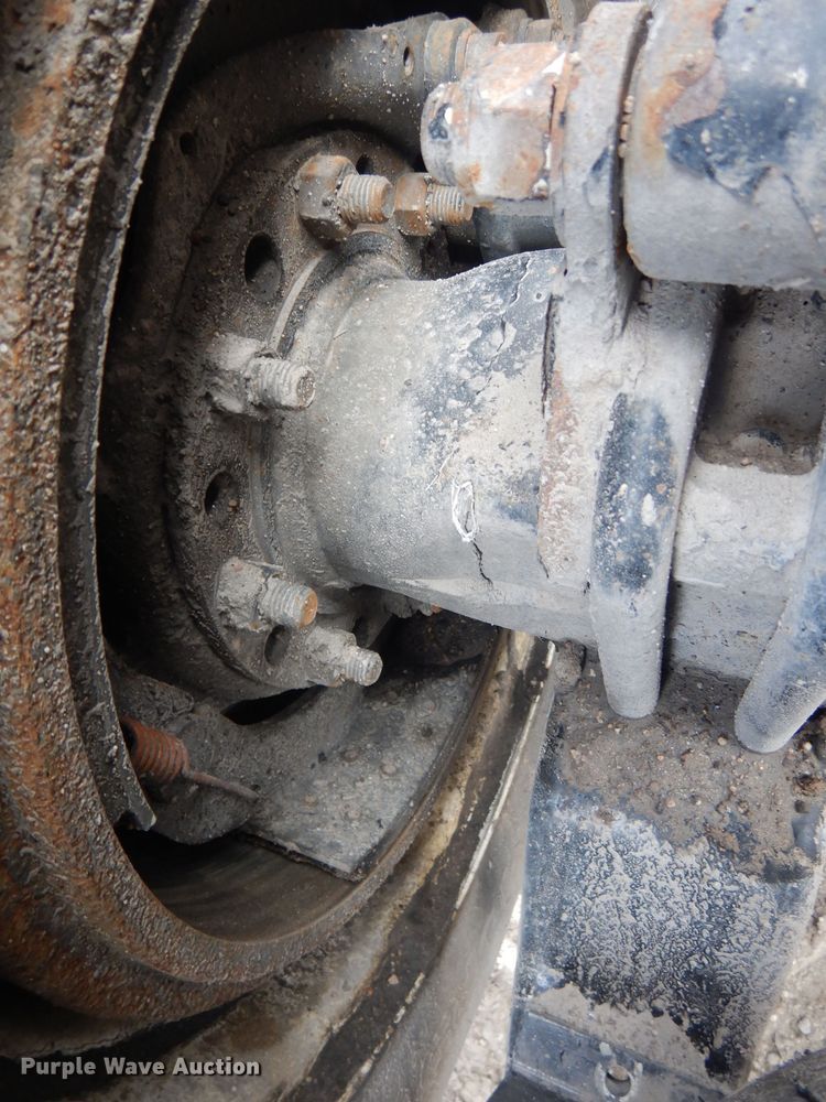 image for item FI9036 2009 Peterbilt 387  semi truck