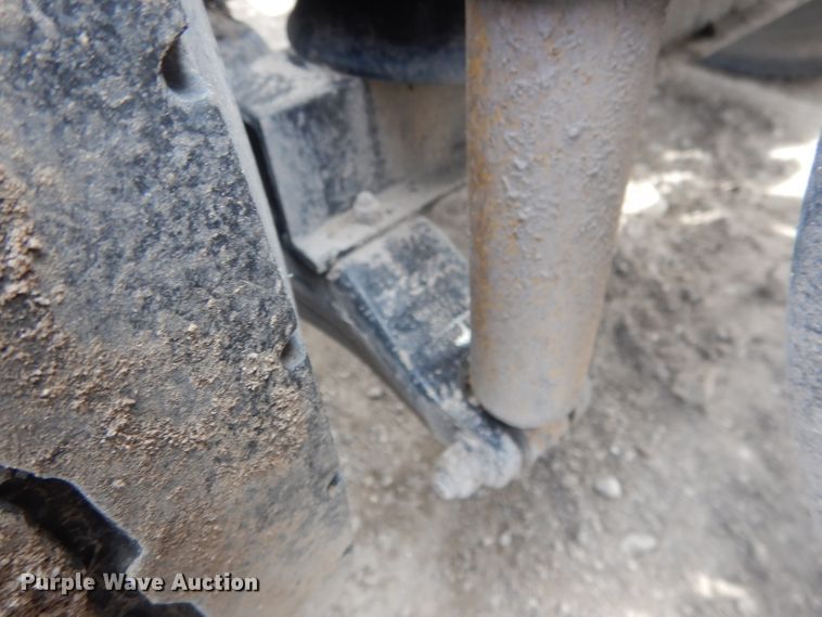 image for item FI9036 2009 Peterbilt 387  semi truck