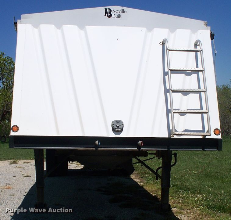 image for item GQ9587 2006 Neville  grain trailer