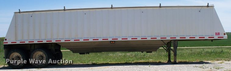 image for item GQ9587 2006 Neville  grain trailer