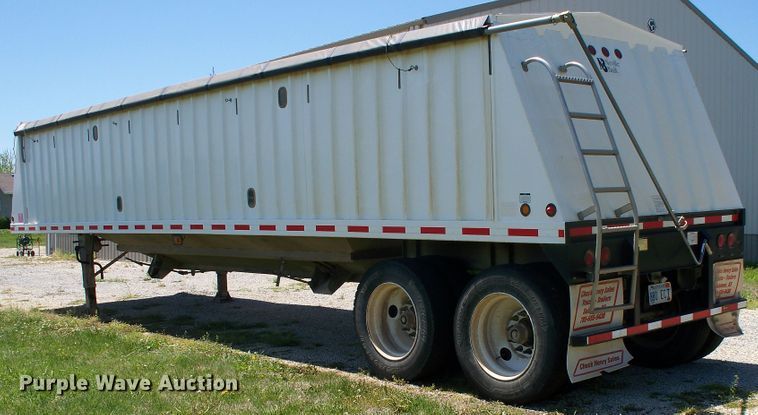 image for item GQ9587 2006 Neville  grain trailer