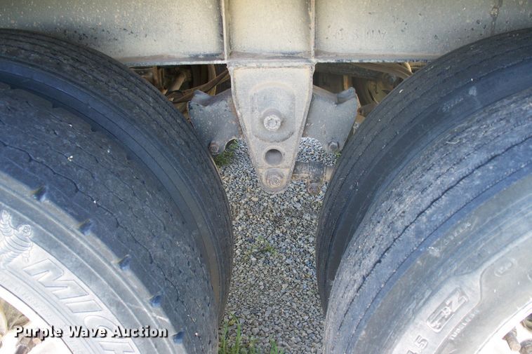 image for item GQ9587 2006 Neville  grain trailer