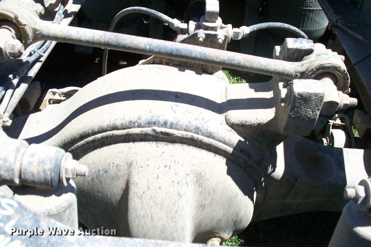 image for item GQ9588 1993 Mack CH613  semi truck