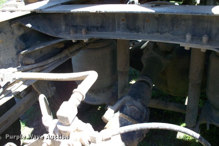 image for item GQ9588 1993 Mack CH613  semi truck