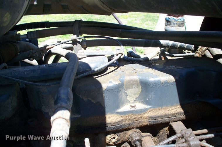 image for item GQ9588 1993 Mack CH613  semi truck