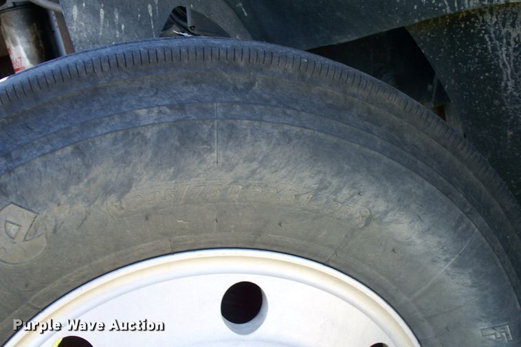 image for item GQ9588 1993 Mack CH613  semi truck