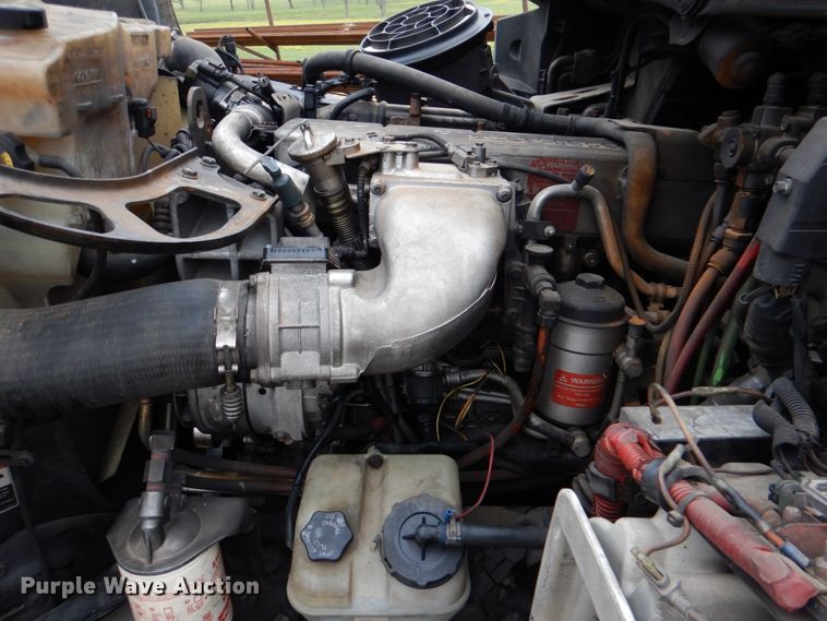 image for item HL9445 2010 Freightliner M2  semi truck