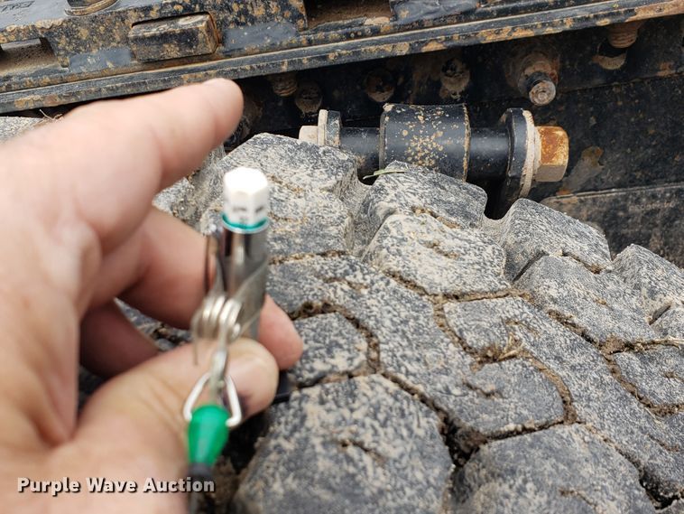 image for item HO9398 2005 Freightliner Columbia  semi truck