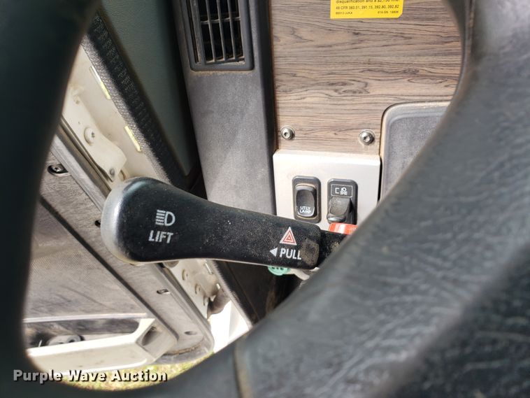 image for item HO9399 2011 Freightliner Coronado  semi truck