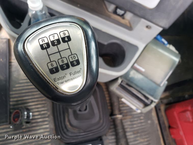 image for item HO9399 2011 Freightliner Coronado  semi truck