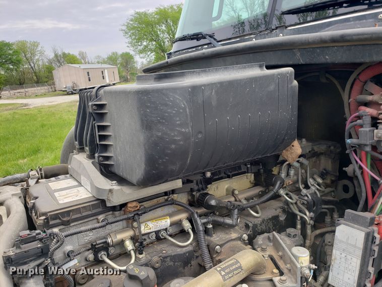 image for item HO9399 2011 Freightliner Coronado  semi truck