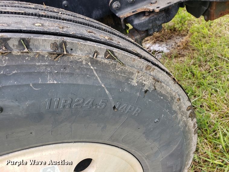 image for item HO9399 2011 Freightliner Coronado  semi truck