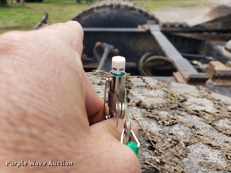 image for item HO9399 2011 Freightliner Coronado  semi truck