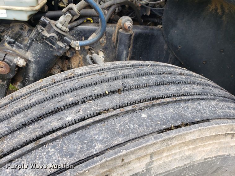 image for item HO9399 2011 Freightliner Coronado  semi truck