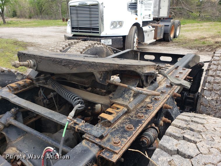 image for item HO9399 2011 Freightliner Coronado  semi truck