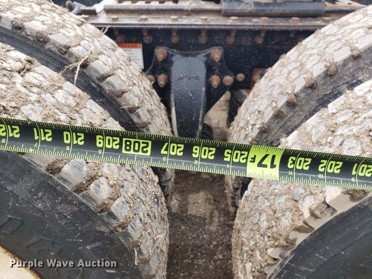 image for item HO9399 2011 Freightliner Coronado  semi truck