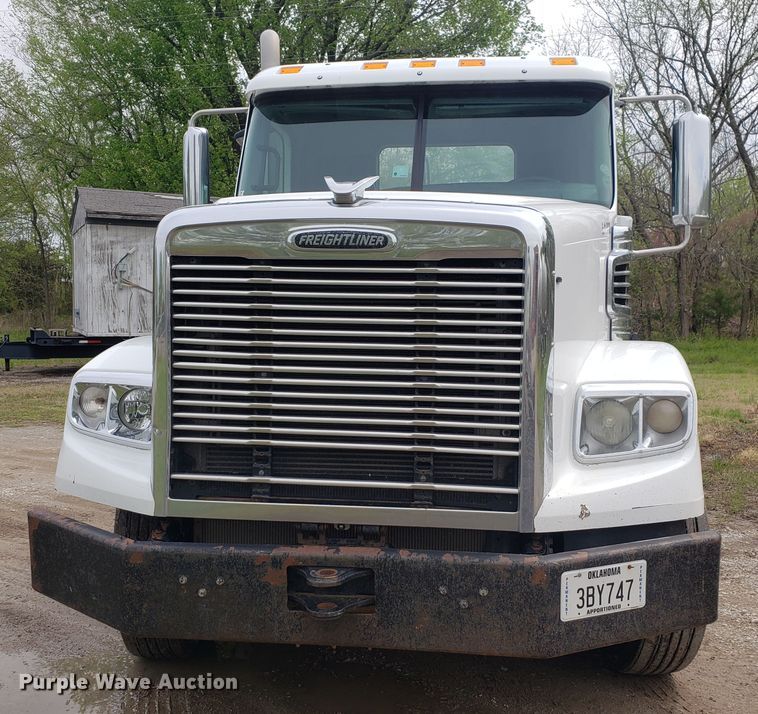 image for item HO9400 2011 Freightliner Coronado  semi truck