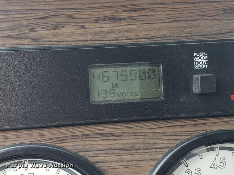 image for item HO9400 2011 Freightliner Coronado  semi truck