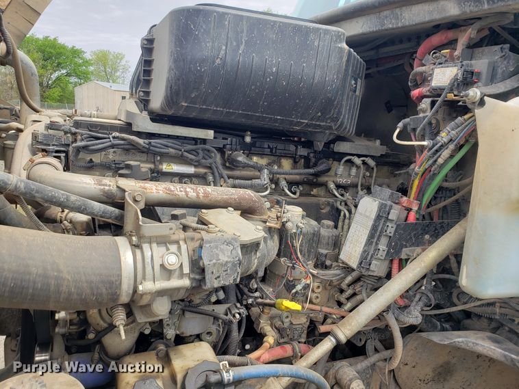 image for item HO9400 2011 Freightliner Coronado  semi truck