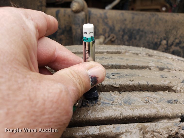 image for item HO9400 2011 Freightliner Coronado  semi truck