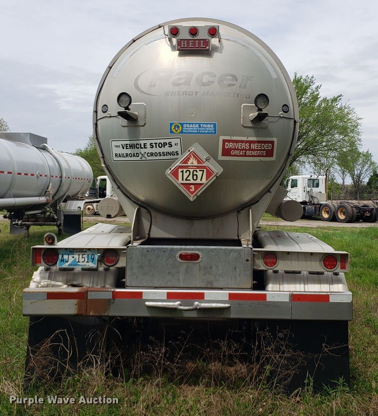 image for item HO9401 2013 Heil  tank trailer