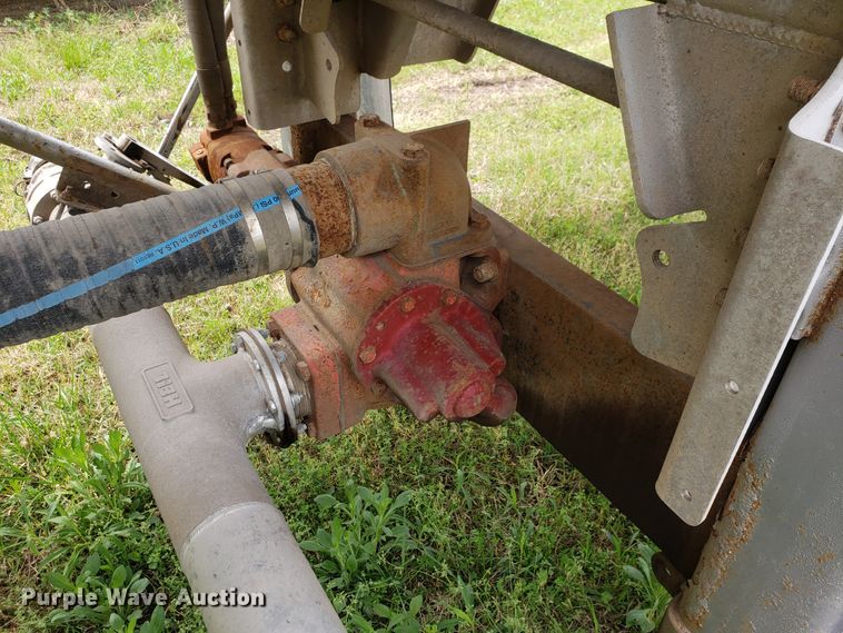 image for item HO9402 2011 Heil  tank trailer