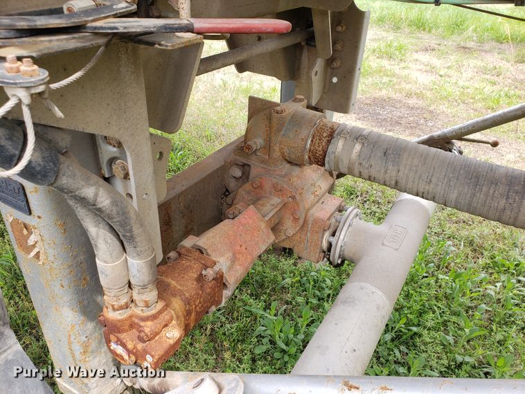 image for item HO9402 2011 Heil  tank trailer