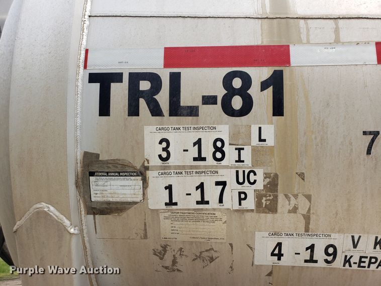 image for item HO9402 2011 Heil  tank trailer