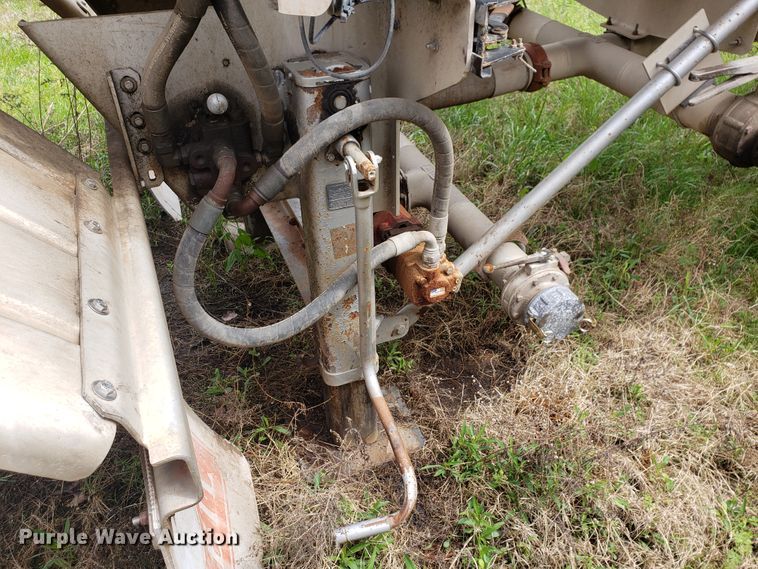 image for item HO9403 2011 Heil  tank trailer