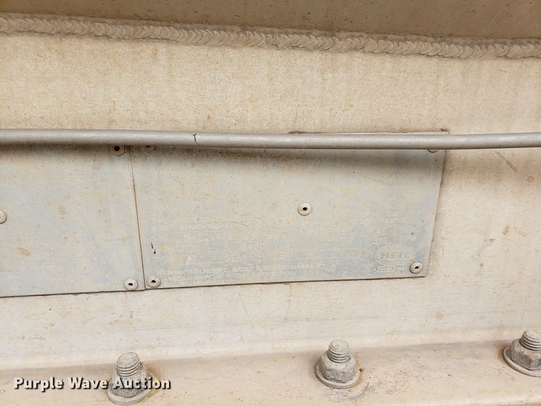 image for item HO9403 2011 Heil  tank trailer