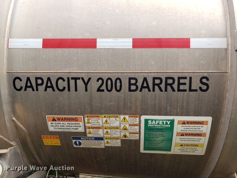 image for item HO9404 2012 Heil  tank trailer