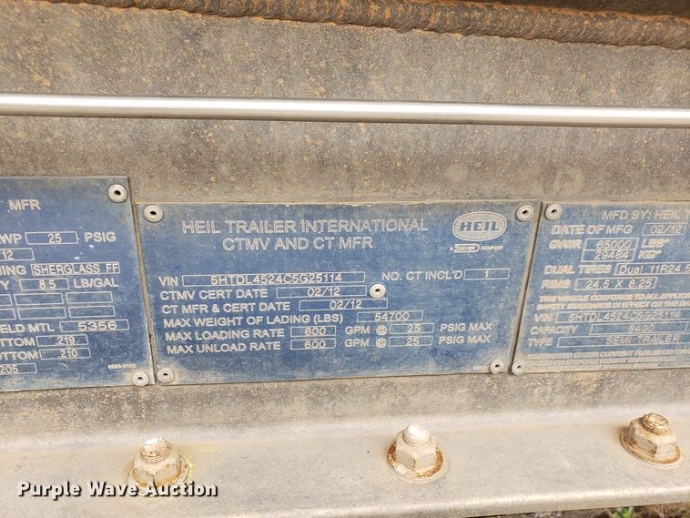 image for item HO9404 2012 Heil  tank trailer