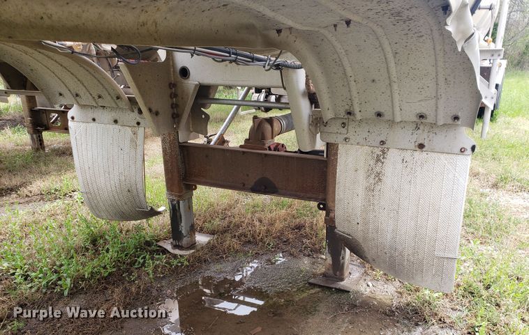 image for item HO9405 2011 Heil  tank trailer