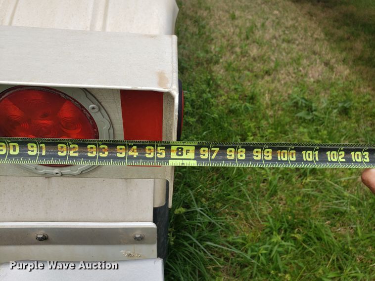 image for item HO9405 2011 Heil  tank trailer