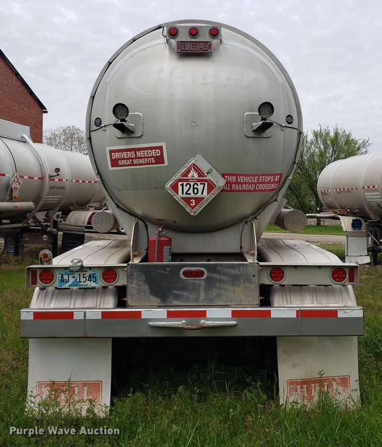 image for item HO9406 2013 Heil  tank trailer