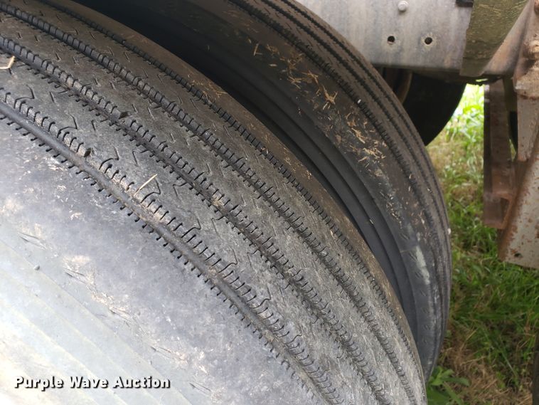 image for item HO9406 2013 Heil  tank trailer