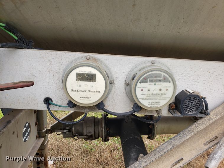 image for item HO9406 2013 Heil  tank trailer