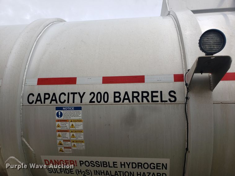 image for item HO9406 2013 Heil  tank trailer