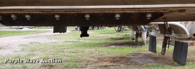 image for item HO9407 2013 Heil  tank trailer