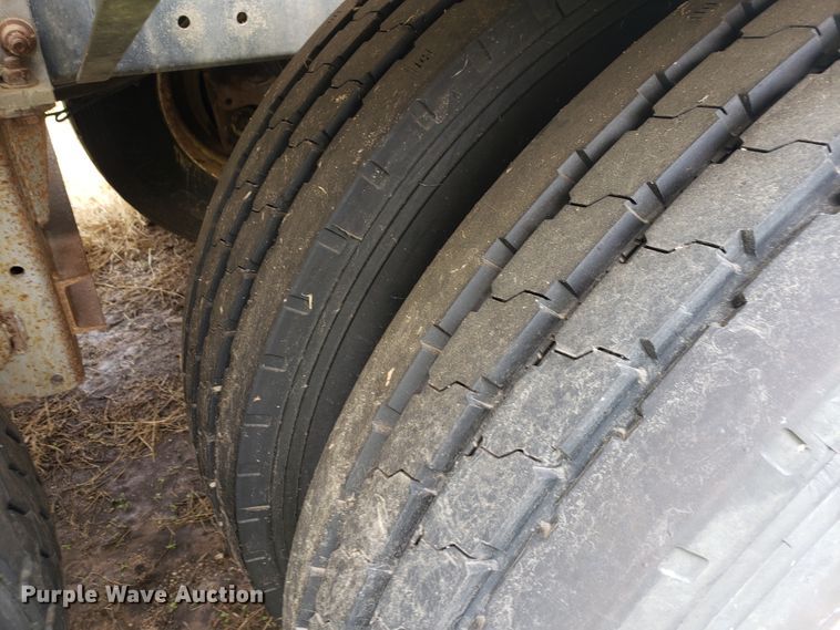 image for item HO9407 2013 Heil  tank trailer