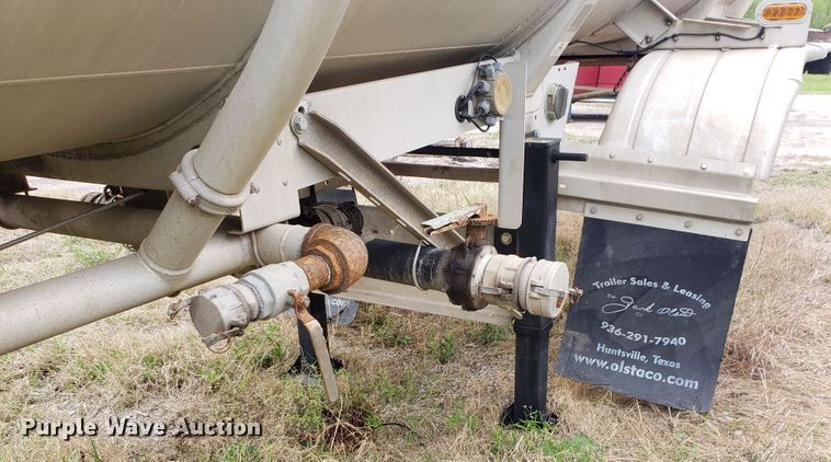 image for item HO9407 2013 Heil  tank trailer