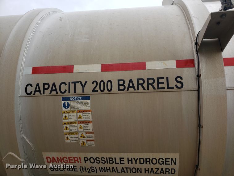 image for item HO9407 2013 Heil  tank trailer