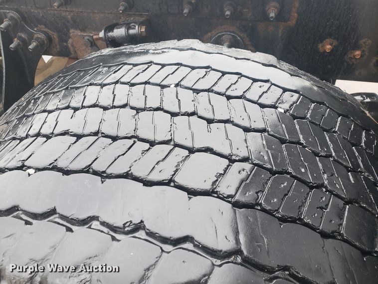 image for item HO9409 2013 International ProStar 122  semi truck