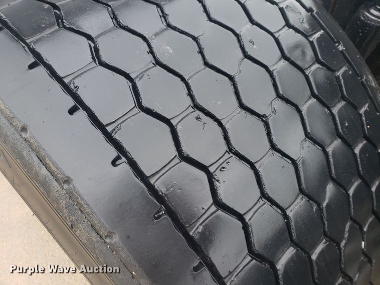 image for item HO9409 2013 International ProStar 122  semi truck