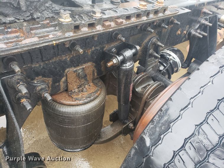 image for item HO9409 2013 International ProStar 122  semi truck