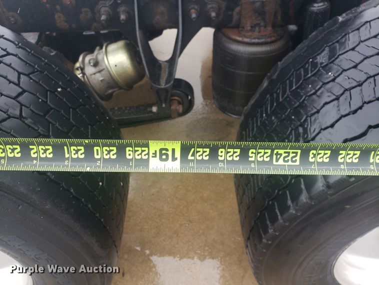 image for item HO9409 2013 International ProStar 122  semi truck