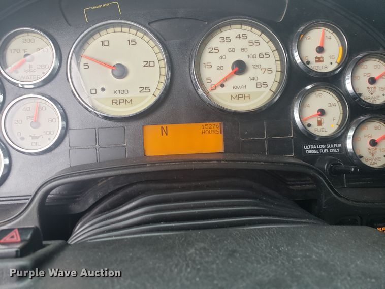 image for item HO9410 2013 International ProStar 122  semi truck